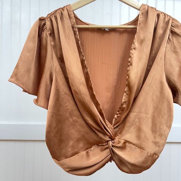 Ro & De Satin Knot Crop Top Blouse Women's Bronze Silky Short Sleeve Med Club - Picture 1 of 10